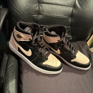 Jordan 1 Black & Peach / Off Pink Size 12 🔥🔥🔥